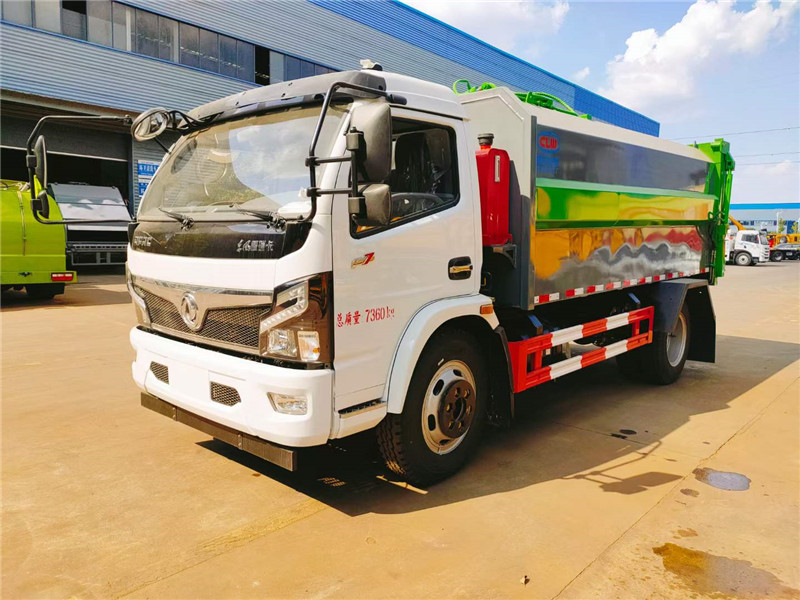 東風11方側(cè)裝壓縮垃圾車